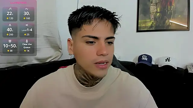 sweetlatinoboy online show from March 27, 11:11 am