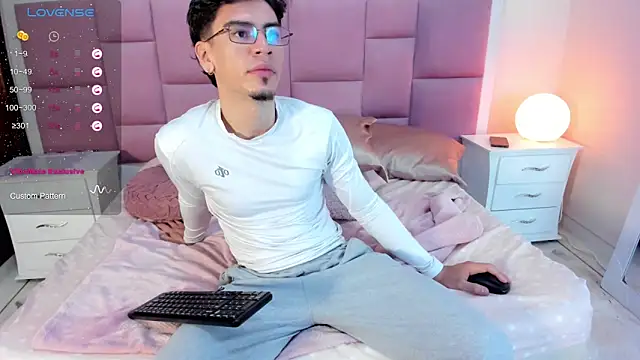 manu ferx online show from April 24, 12:51 pm