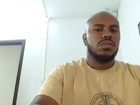 Alessandro Hamed online show from March 30, 1:23 pm