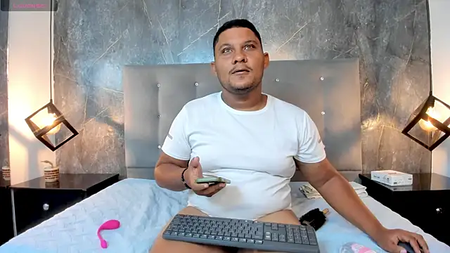 Liam Carters online show from March 22, 12:32 pm