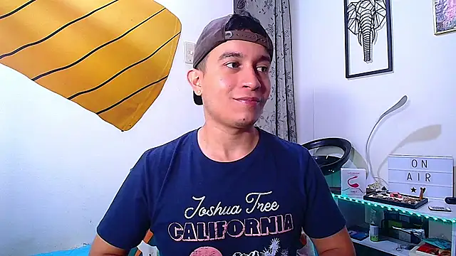 Max Parkerr online show from March 22, 3:28 pm