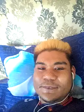 Arielreignova online show from March 17, 7:33 am