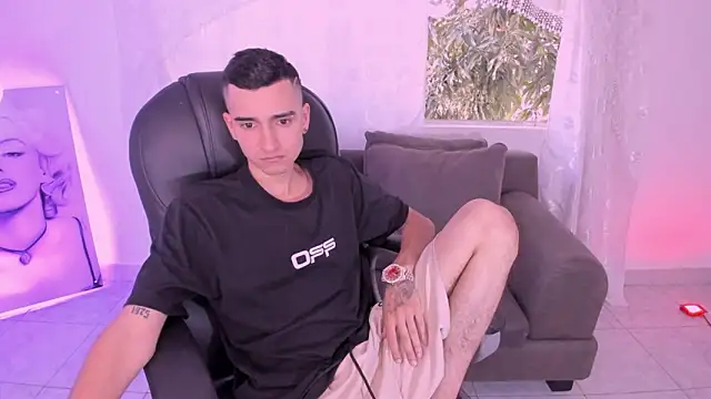 Ethann Boy online show from March 21, 8:57 pm