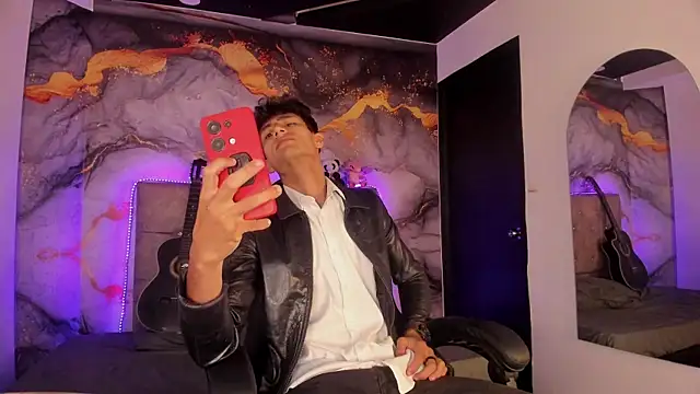 MaxiimoRomano  online show from April 27, 1:19 pm