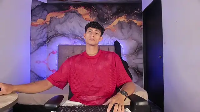 MaxiimoRomano  online show from April 20, 1:13 pm