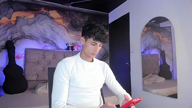 MaxiimoRomano  online show from April 23, 1:24 pm