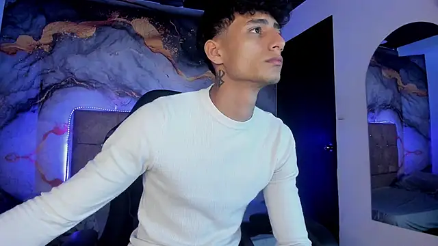 MaxiimoRomano  online show from May 8, 1:55 pm