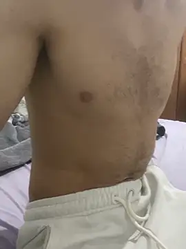 alextn22 online show from April 13, 9:59 pm