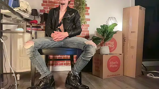 DylanBrook online show from April 24, 4:37 am