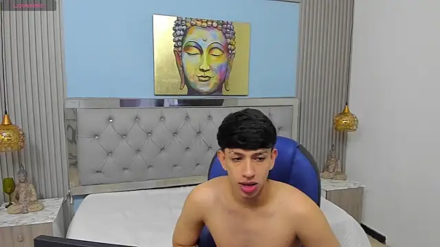 AdrianFranko online show from March 28, 1:44 pm