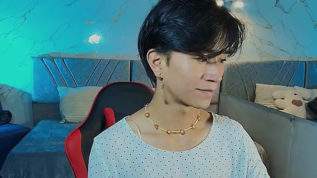 cococumps online show from April 11, 11:25 am