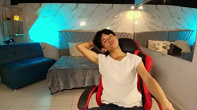 cococumps online show from April 9, 11:27 am