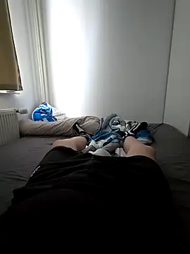 OssiBigCum online show from April 23, 10:42 am