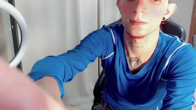 Hot Gaara  online show from April 27, 3:36 am