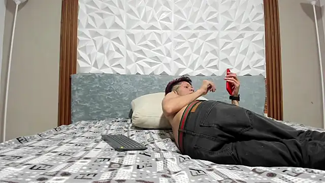 Hot Gaara  online show from April 23, 5:01 am