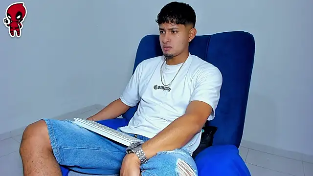 Thiago snoop online show from April 21, 3:23 am