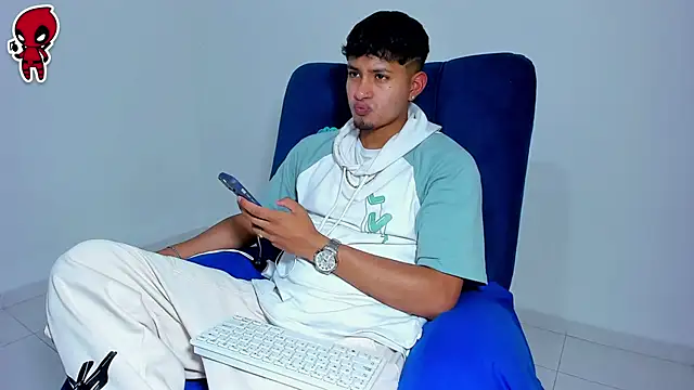 Thiago snoop online show from April 1, 2:46 am