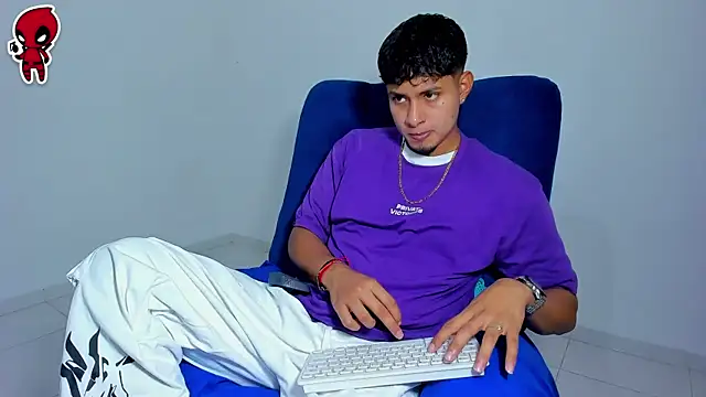 Thiago snoop online show from April 24, 2:03 am