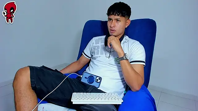 Thiago snoop online show from April 25, 2:14 am