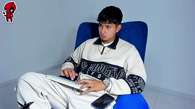 Thiago snoop online show from April 19, 1:05 am