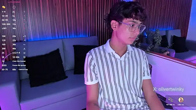 Oliver20   online show from April 5, 6:10 am