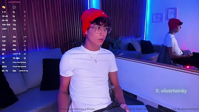 Oliver20   online show from April 18, 5:31 am