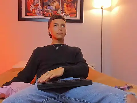 Noahh Saky online show from March 30, 3:40 am