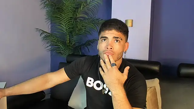 DanteTargaryen online show from April 5, 7:10 pm