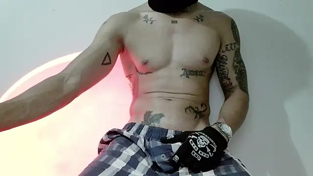 srghost333 online show from March 25, 4:16 am