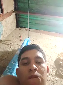 alee28728 online show from April 17, 6:27 am