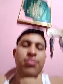 alee28728 online show from March 27, 7:34 am