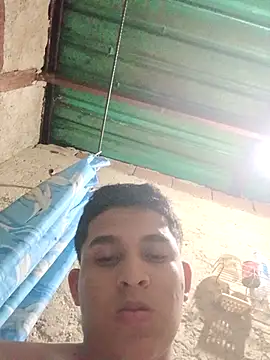 alee28728 online show from April 26, 6:55 am