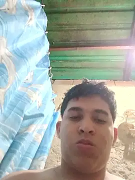 alee28728 online show from April 24, 6:49 am