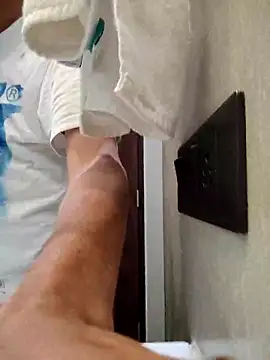 Vansh09208 online show from April 12, 3:53 am