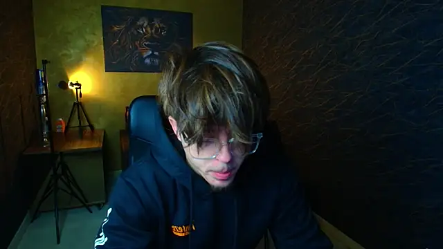 BodhiHayes online show from April 3, 4:20 am