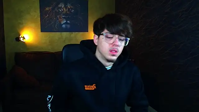 BodhiHayes online show from March 25, 5:22 am