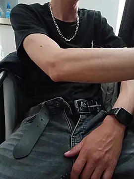 Skinboy06 online show from May 22, 9:25 am