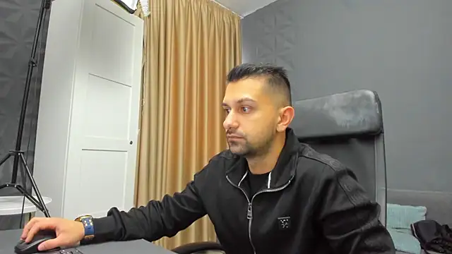 BryceReign online show from March 24, 5:23 am