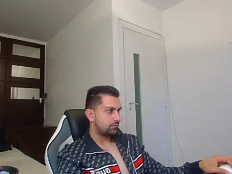 BryceReign online show from April 9, 6:19 am