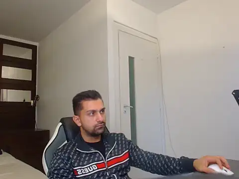 BryceReign online show from April 10, 6:20 am