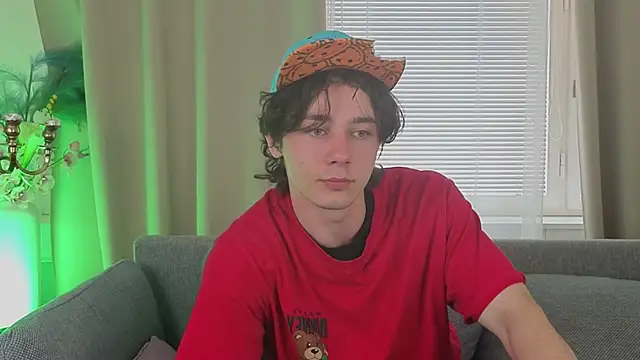 KevinStrike online show from April 28, 1:16 pm