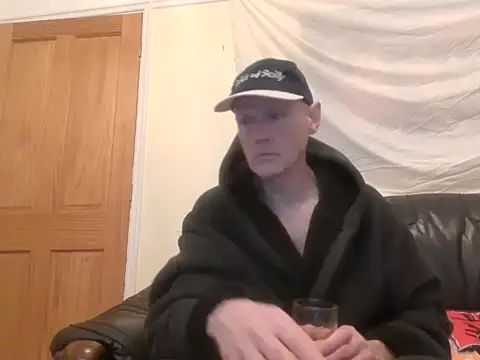 Useless Wanker online show from March 27, 12:48 am