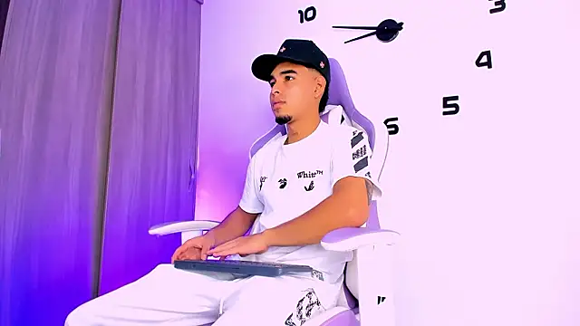 victor ospina online show from March 27, 1:01 pm