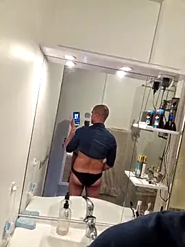 Justfunfree online show from March 30, 2:29 pm