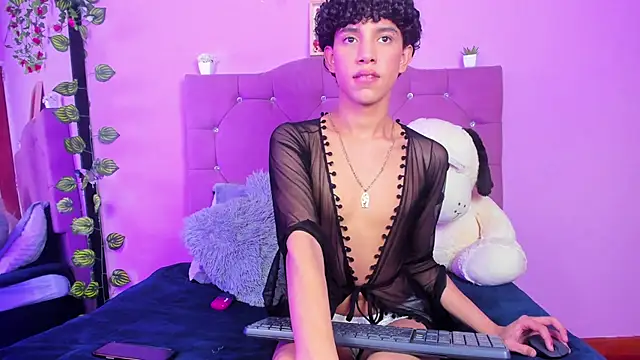 artemis jones online show from April 24, 5:04 pm