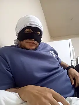 trkk9715 online show from March 21, 8:13 pm