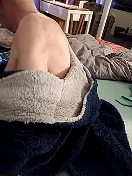 TOPHE0 online show from April 1, 12:01 am