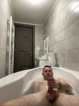 katalyn1996 online show from April 7, 8:20 pm