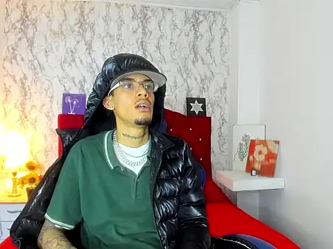 Ryder-Stone online show from April 8, 7:11 pm