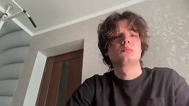 tomasdickpick online show from April 30, 9:05 am
